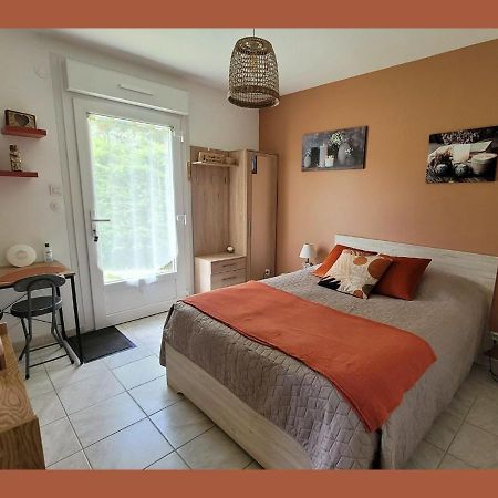 Vivre Benaise Chambre D'Hotes Chaunac Exterior foto