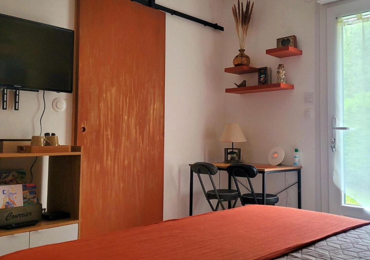 Vivre Benaise Chambre D'Hotes Chaunac Cameră foto